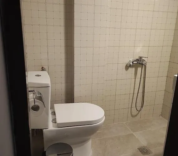 Anthoula House Han *