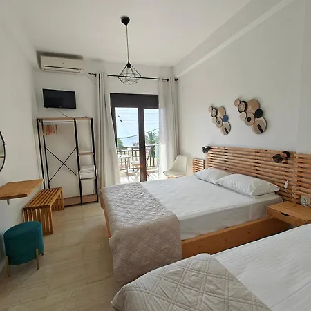 Anthoula House *