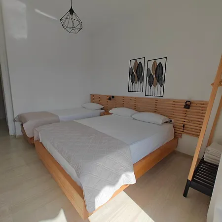 Anthoula House *