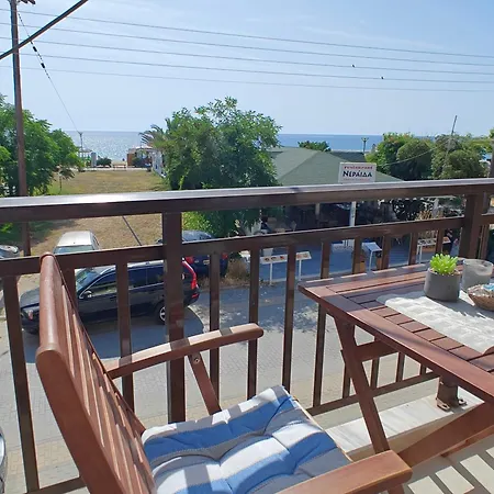 Anthoula House Inn *