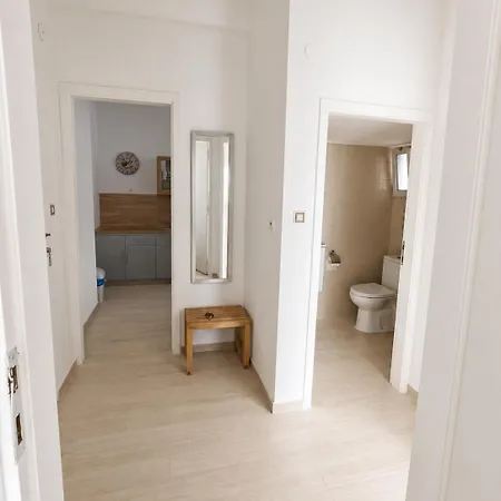 Anthoula House