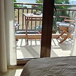 Anthoula House