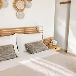Han/Misafirhane Anthoula House *
