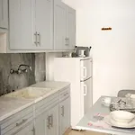 Han/Misafirhane Anthoula House Sarti