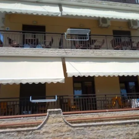 Anthoula House Fogadó Szárti