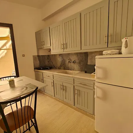 Πανδοχείο Anthoula House