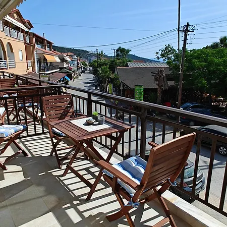 Anthoula House * Szárti