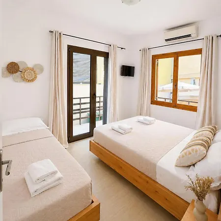 Anthoula House